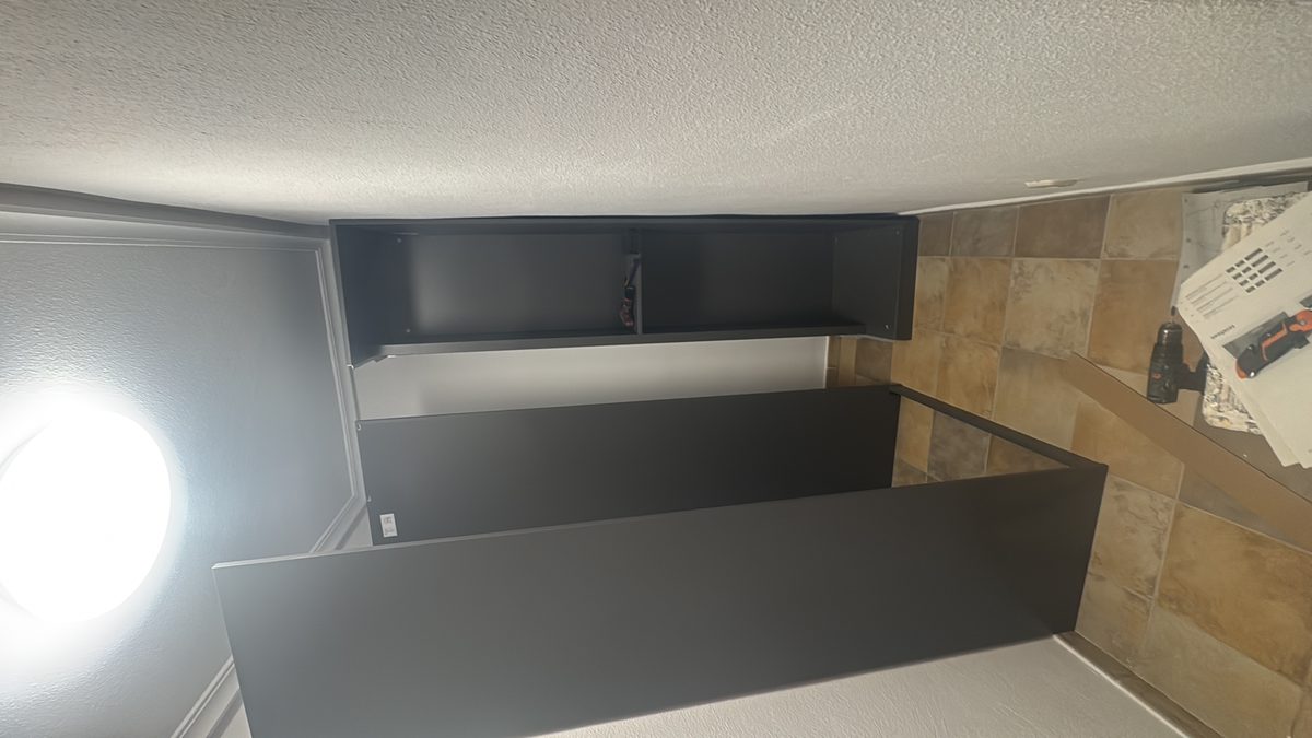 Armario empotrado durante montaje